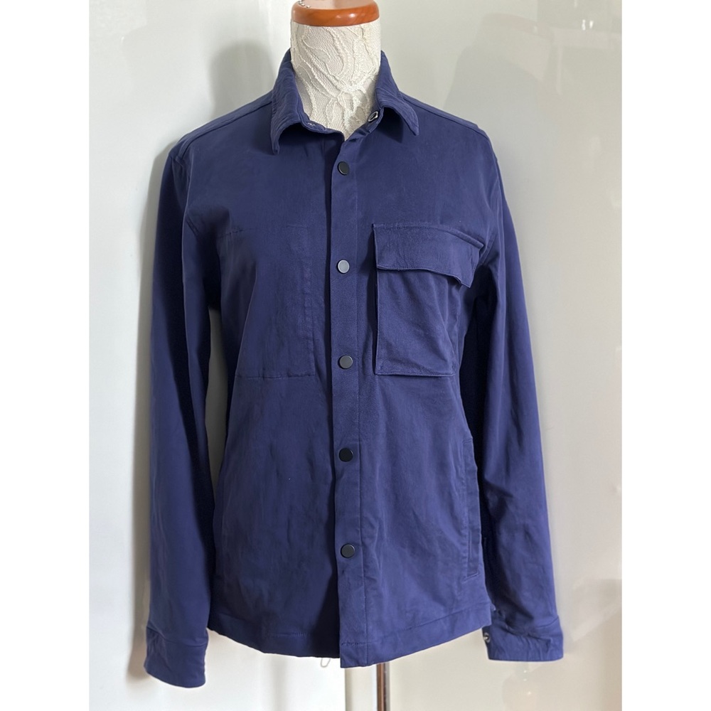 AWAY Travel $295 Women's Utility Travel Jacket in Navy Blue sz XS